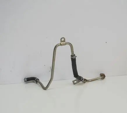 Volkswagen Golf VII Air intake hose/pipe 04L131582B