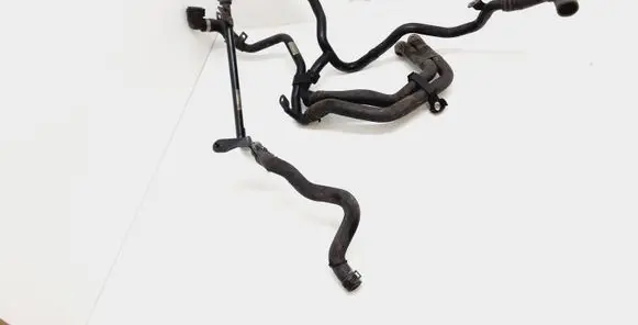 Audi Q7 4L Engine coolant pipe/hose 7L6121070AL