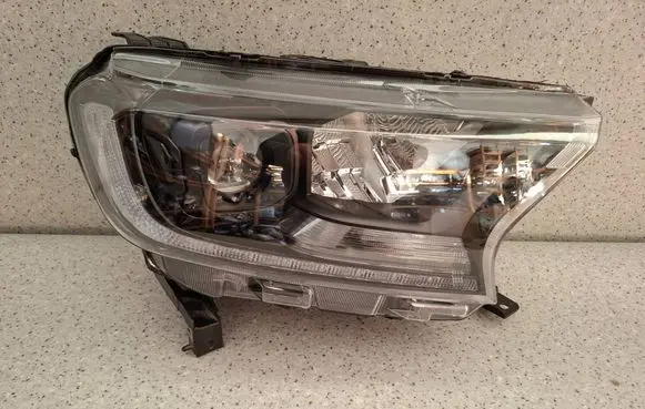 Ford Ranger Headlight/headlamp JB3B13E014 M83B13E014A