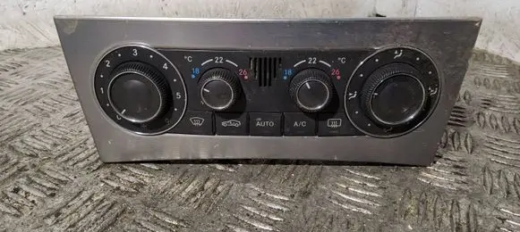 Mercedes-Benz C W203 Climate control unit A2038303485 F011500039 F090871