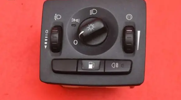 Volvo V50 Light switch 30739298