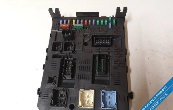 Peugeot 308 Comfort/convenience module 966405878001 281208364 281192462