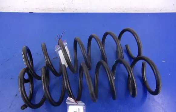Mazda 3 I Rear coil spring