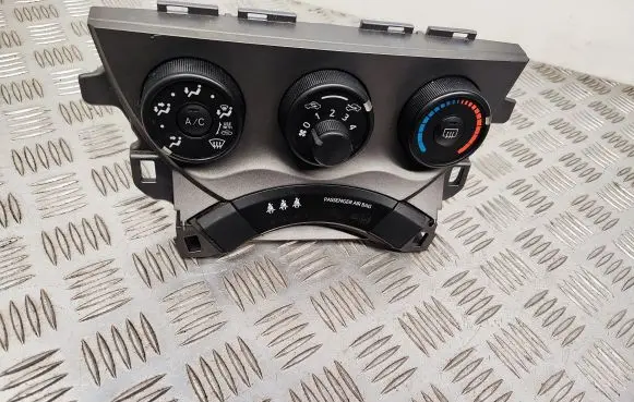 Toyota Verso-S Climate control unit 8395052120