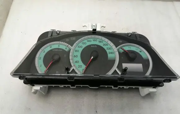 Toyota Corolla Verso AR10 Speedometer (instrument cluster) 838000F091