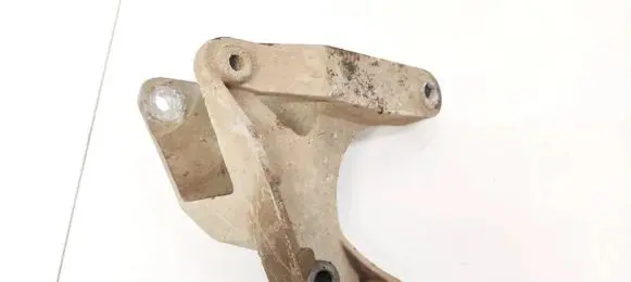 Opel Vectra C Engine mounting bracket 9191148