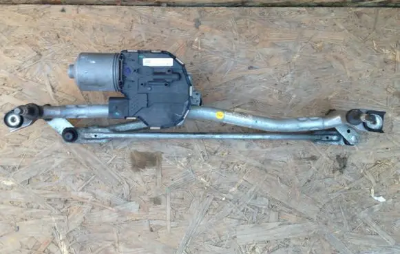 Audi A8 S8 D4 4H Front wiper linkage and motor 4H1955023B