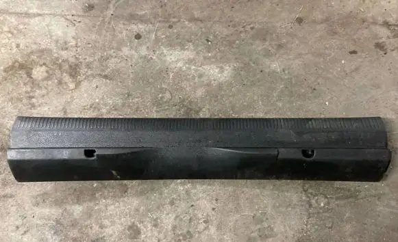 Volkswagen PASSAT B6 Trunk/boot sill cover protection 3C9863459
