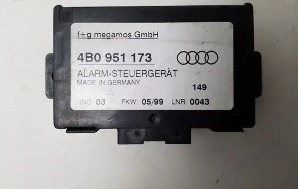 Audi A6 S6 C5 4B Alarm control unit/module 4B0951173