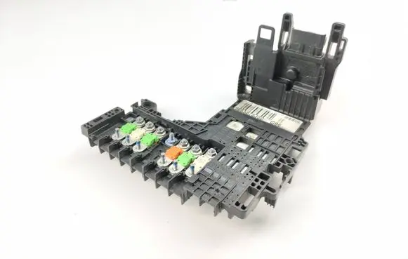 Citroen DS5 Fuse module 9665878380