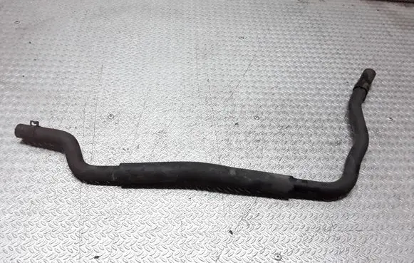 Toyota Auris 150 Engine coolant pipe/hose