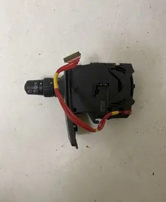 Renault Kangoo II Indicator stalk 88102002090