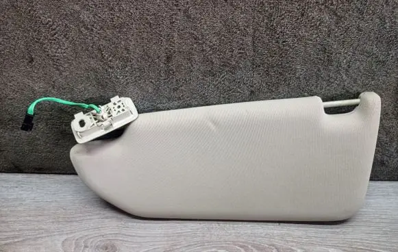 Volvo V70 Sun visor