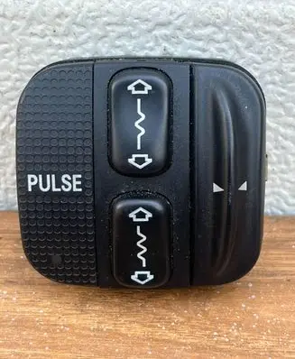 Mercedes-Benz S W220 Other switches/knobs/shifts 2208204710 PA6CF10GB20 00117