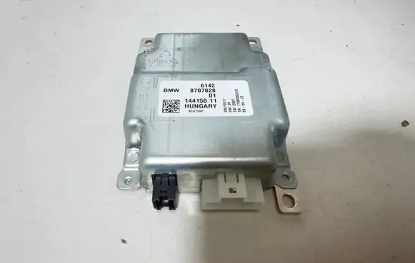 BMW X3 G01 Voltage converter/converter module 8707828 6819838