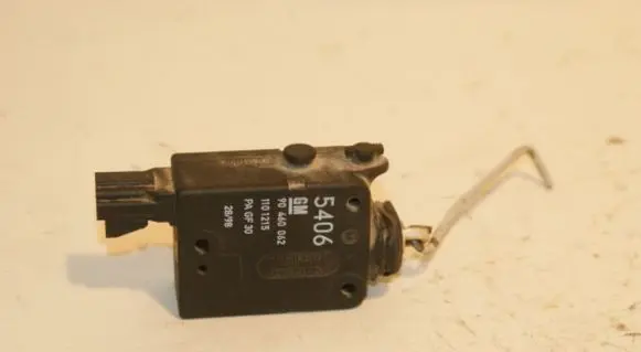 Opel Vectra B Central locking motor 1207069 90460062
