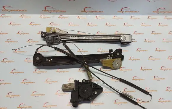 Alfa Romeo Mito Front door window regulator with motor 