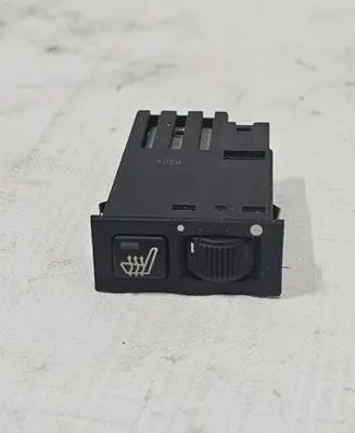 BMW 5 E39 Seat heating switch 61318352259 03055000 459500