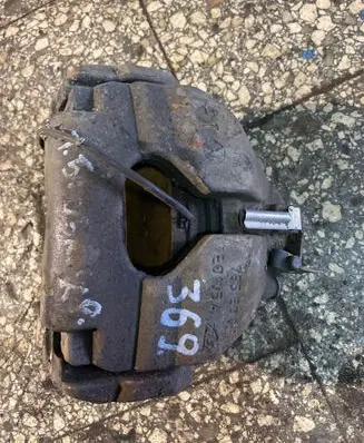 Volkswagen Transporter - Caravelle T5 Front brake caliper