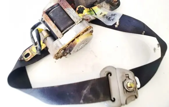 Subaru Legacy Front seatbelt 07177ke13