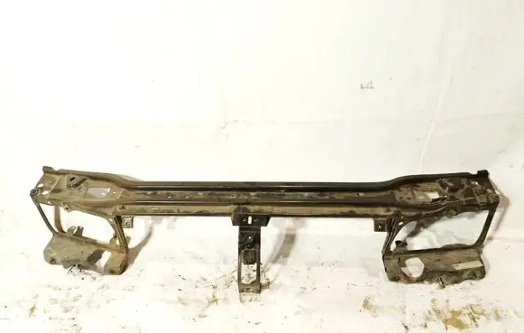 Renault Laguna I Radiator support slam panel