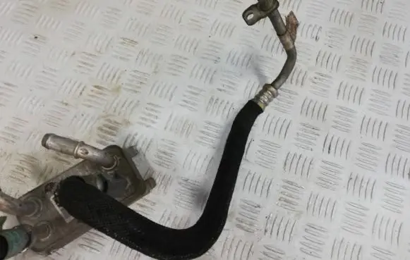 Engine oil radiator