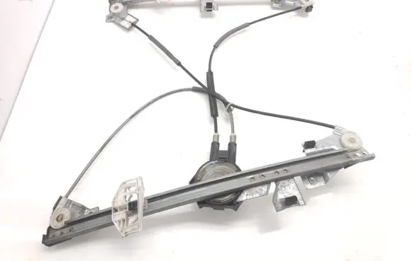 Citroen Berlingo Front door manual window regulator 