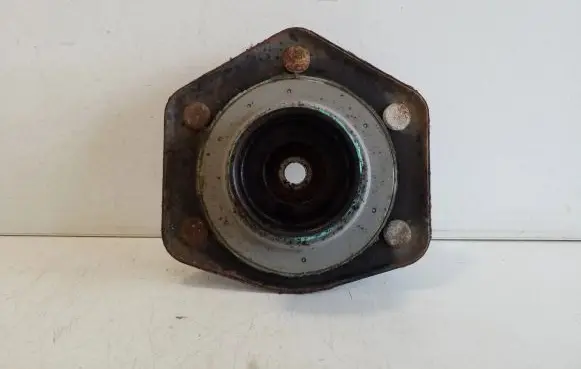Honda CR-V Front upper strut mount 