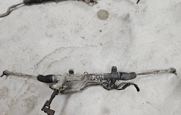 Toyota Corolla Verso E121 Steering rack 7891501172