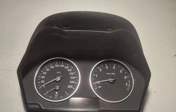 BMW 1 F20 F21 Speedometer (instrument cluster) 9283274 17649411
