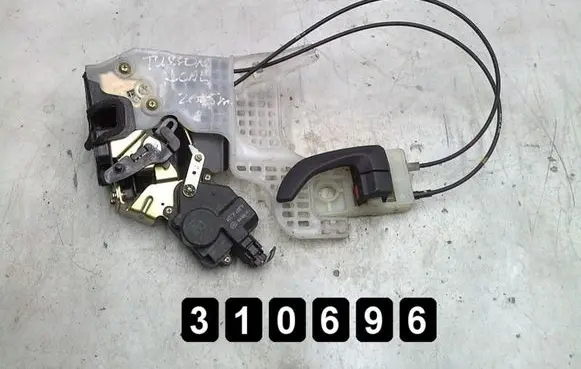 Hyundai Tucson LM Front door lock 