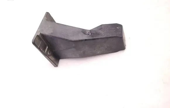 Volkswagen Transporter - Caravelle T5 Air filter cleaner box bracket assembly 7H0129671B
