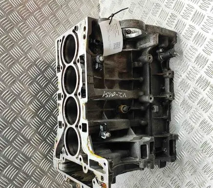 BMW 4 F32 F33 Engine block 7587601 7587604