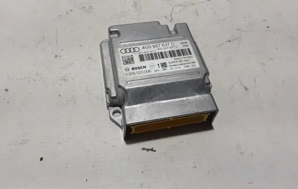 Audi A7 S7 4G Airbag control unit/module 4G0907637C