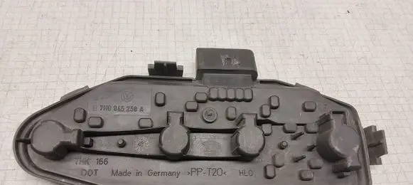 Tail light part
