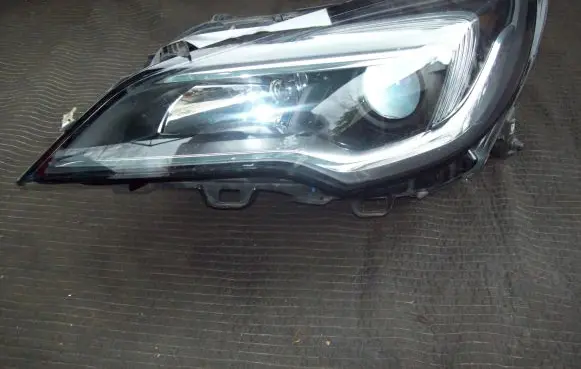 Opel Astra K Headlight/headlamp 39158005 662588537 6519700000000X