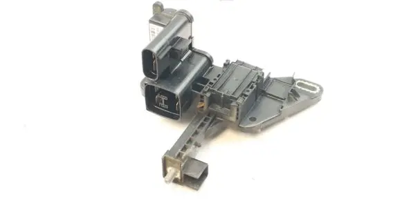 BMW 4 F32 F33 Current control relay 9296153 19324000001