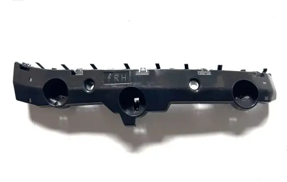 Nissan Leaf II (ZE1) Front bumper mounting bracket 622245SK0A