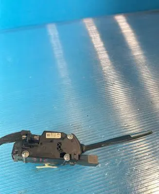 Citroen C4 I Gear shifter/selector 965852897 88500002