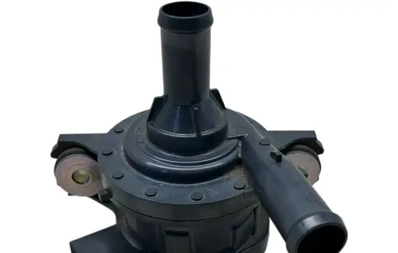 Toyota Yaris XP210 Electric auxiliary coolant/water pump G9040K0010