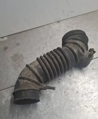 Volkswagen II LT Intercooler hose/pipe MD123660