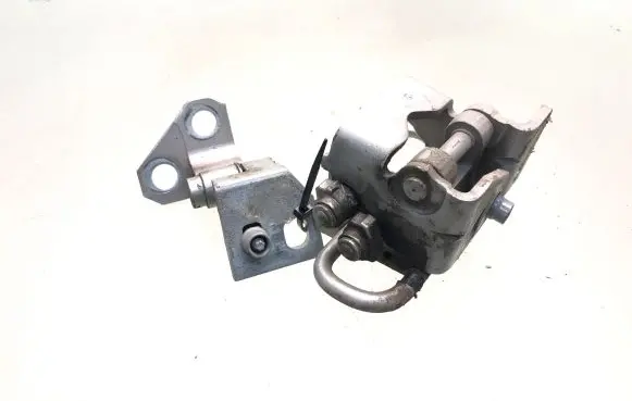 Volkswagen Golf VI Rear door hinge set 1K4833411Q 1K9833401D