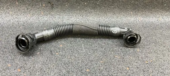 Audi A4 S4 B9 Breather hose/pipe 