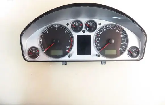 Volkswagen Sharan Speedometer (instrument cluster) 7M3920841 110080032023