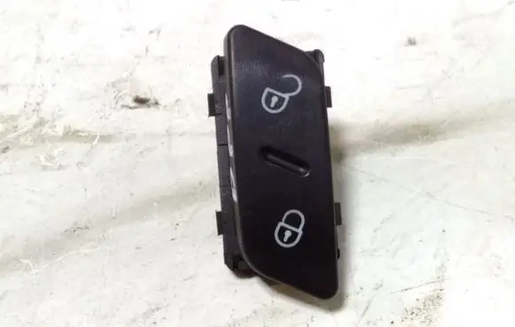 Volkswagen PASSAT CC Central locking switch button 1K0962126B