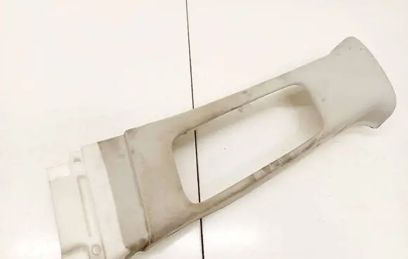 Toyota Avensis T250 (B) pillar trim (top) 6241205030