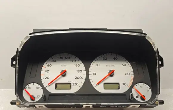 Volkswagen Golf III Speedometer (instrument cluster) 1H0919861B 6160633104