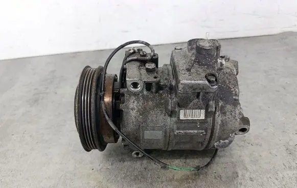 Volkswagen PASSAT B5.5 Air conditioning (A/C) compressor (pump) 