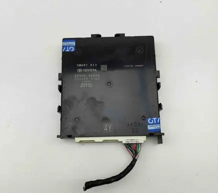 Lexus RX 450H Keyless (KESSY) go control unit/module 8999048840