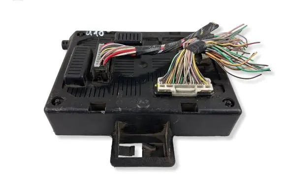 Renault Clio III Comfort/convenience module 8200652286B